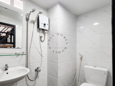 Azad Formation, Vietnam Azad Formation, Vietnam