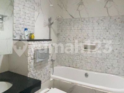 Gehäuse In Jakarta, Indonesia  Gehäuse In Jakarta, Indonesia