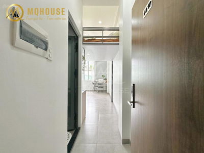 Lac Long Quan Street, Vietnam Lac Long Quan Street, Vietnam