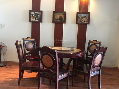 Trung Hoa Nhan Chinh, Vietnam Trung Hoa Nhan Chinh, Vietnam