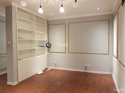 Trung Hoa Nhan Chinh, Vietnam Trung Hoa Nhan Chinh, Vietnam