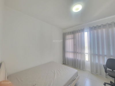 The Canary, Vietnam The Canary, Vietnam