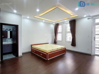 Cach Mang Thang Tam Street, Vietnam Cach Mang Thang Tam Street, Vietnam