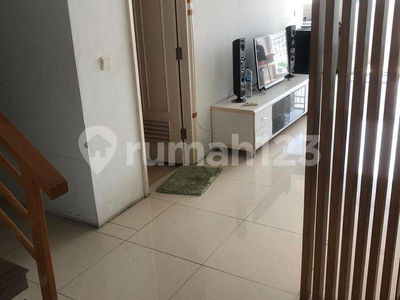 French walk tower nice behind MOI, Indonesia  French walk tower nice behind MOI, Indonesia