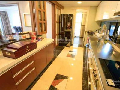 Hoang Thanh Tower, Vietnam Hoang Thanh Tower, Vietnam