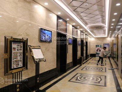 D'. Le Pont D'or - Hoang Cau, Vietnam D'. Le Pont D'or - Hoang Cau, Vietnam