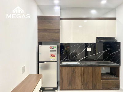 Nguyen Dinh Chinh Street, Vietnam Nguyen Dinh Chinh Street, Vietnam