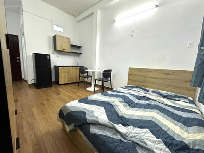 Nguyen Duy Street, Vietnam  Nguyen Duy Street, Vietnam