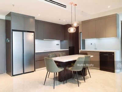 The Peak, Vietnam The Peak, Vietnam