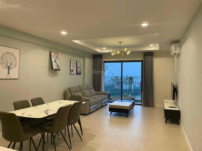 Rose Town, Vietnam Rose Town, Vietnam