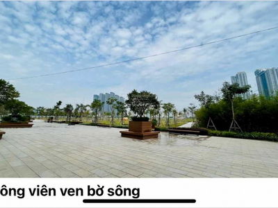 The River Thu Thiem, Vietnam The River Thu Thiem, Vietnam