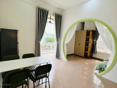 Dang Thuy Tram Street, Vietnam Dang Thuy Tram Street, Vietnam