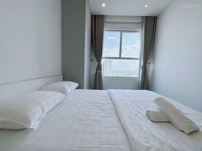 Sunrise City, Vietnam  Sunrise City, Vietnam