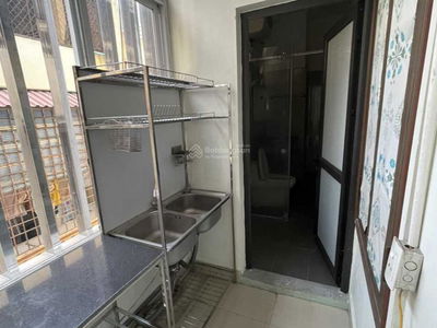 Nguyen Van Cu Street, Vietnam Nguyen Van Cu Street, Vietnam