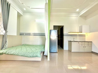 Dang Thuy Tram Street, Vietnam Dang Thuy Tram Street, Vietnam