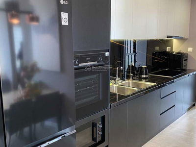 The Antonia, Vietnam  The Antonia, Vietnam