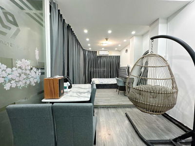 Bach Dang Street, Vietnam Bach Dang Street, Vietnam