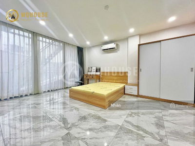 Chu Van An Street, Vietnam Chu Van An Street, Vietnam