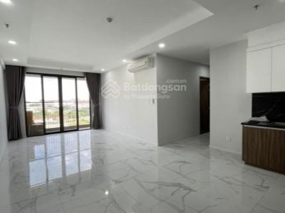 Sunrise City, Vietnam  Sunrise City, Vietnam