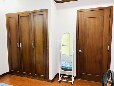 Hoang Anh Thanh Binh, Vietnam  Hoang Anh Thanh Binh, Vietnam