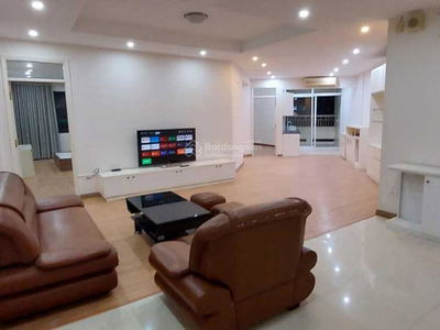 Trung Hoa Nhan Chinh, Vietnam Trung Hoa Nhan Chinh, Vietnam