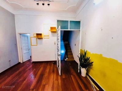 Ta Quang Buu Street, Vietnam  Ta Quang Buu Street, Vietnam