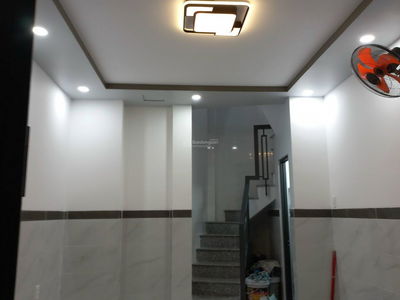 Nguyen Than Hien Street, Vietnam  Nguyen Than Hien Street, Vietnam