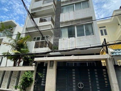 Nguyen Cuu Van Street, Vietnam Nguyen Cuu Van Street, Vietnam