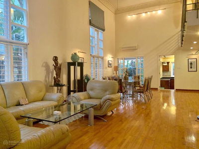 Su Van Hanh Street, Vietnam Su Van Hanh Street, Vietnam