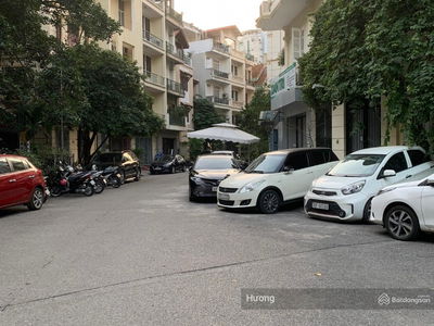 Linh Lang Street, Vietnam Linh Lang Street, Vietnam