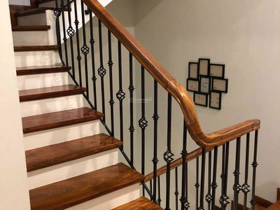 Hoang Hoa Tham Street, Vietnam Hoang Hoa Tham Street, Vietnam