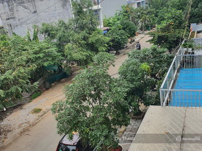 Lien Phuong Street, Vietnam  Lien Phuong Street, Vietnam