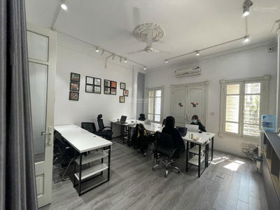 Nguyen Hong Street, Vietnam Nguyen Hong Street, Vietnam