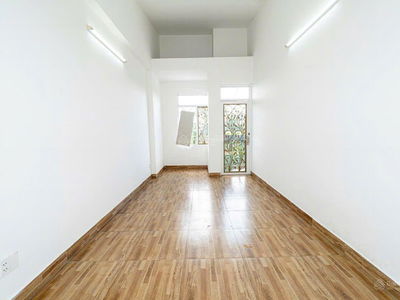 Bung Ong Thoan Street, Vietnam Bung Ong Thoan Street, Vietnam