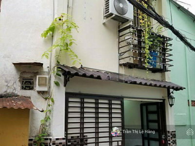 4/, Vietnam 4/, Vietnam