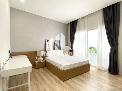 Nguyen Van Huong Street, Vietnam Nguyen Van Huong Street, Vietnam