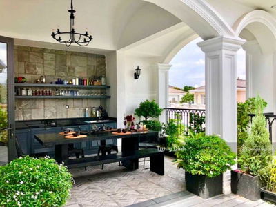 Nguyen Hong Street, Vietnam Nguyen Hong Street, Vietnam