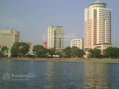 Mai Anh Tuan Street, Vietnam Mai Anh Tuan Street, Vietnam