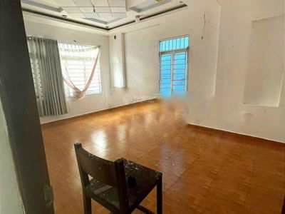 Nguyen Son Street, Vietnam Nguyen Son Street, Vietnam