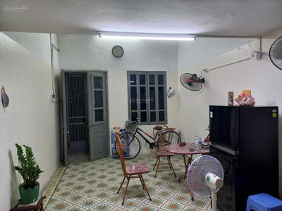 Nguyen Van Cu Street, Vietnam Nguyen Van Cu Street, Vietnam