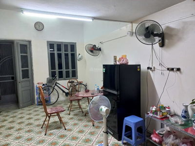 Nguyen Van Cu Street, Vietnam Nguyen Van Cu Street, Vietnam