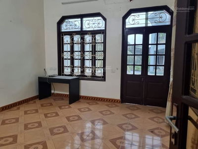 Ngo Gia Tu Street, Vietnam Ngo Gia Tu Street, Vietnam