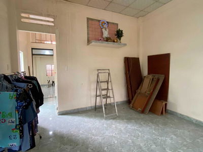 Au Duong Lan Street, Vietnam  Au Duong Lan Street, Vietnam