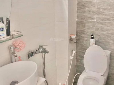 Thai Thi Boi Street, Vietnam  Thai Thi Boi Street, Vietnam