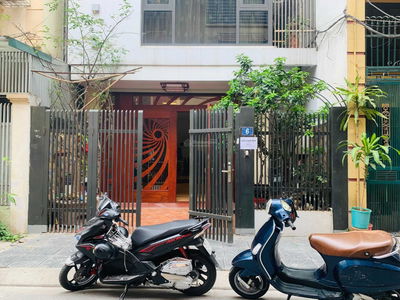 Doi Can Street, Vietnam Doi Can Street, Vietnam