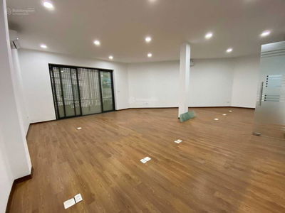 82, Vietnam 82, Vietnam