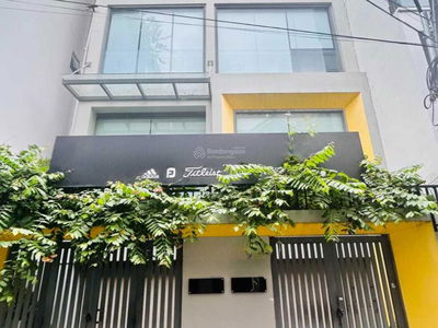 Nguyen Gia Tri Street Nguyen Gia Tri Street