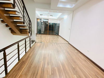 Tran Kim Xuyen Street, Vietnam Tran Kim Xuyen Street, Vietnam