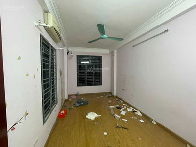 Giap Bat Street, Vietnam  Giap Bat Street, Vietnam