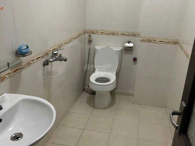 Nguyen Canh Di Street, Vietnam Nguyen Canh Di Street, Vietnam